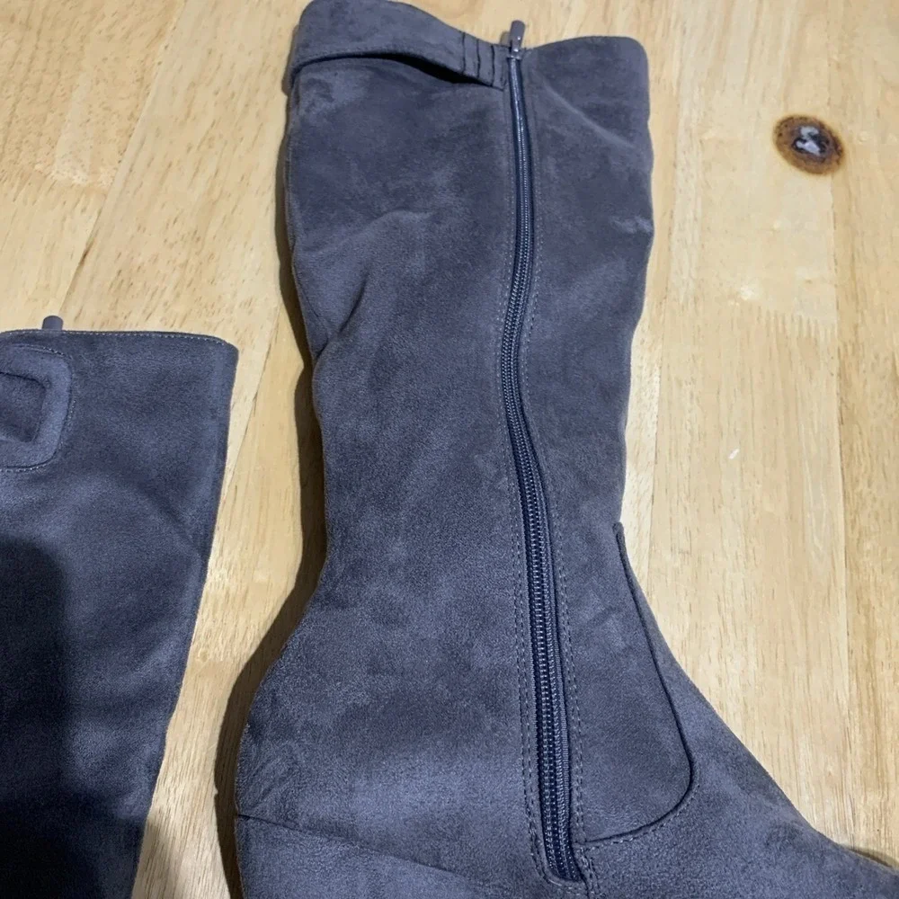 Impo Women's Boots Size 7. 5 Gray  Gerry Faux-Suede‎ Wedge